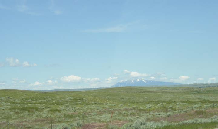 20030626-2052-Mountain-Windmills (34K)