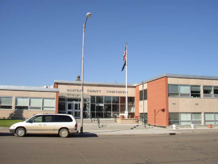 20030630-2392-Dawson-County-Courthouse (50K)