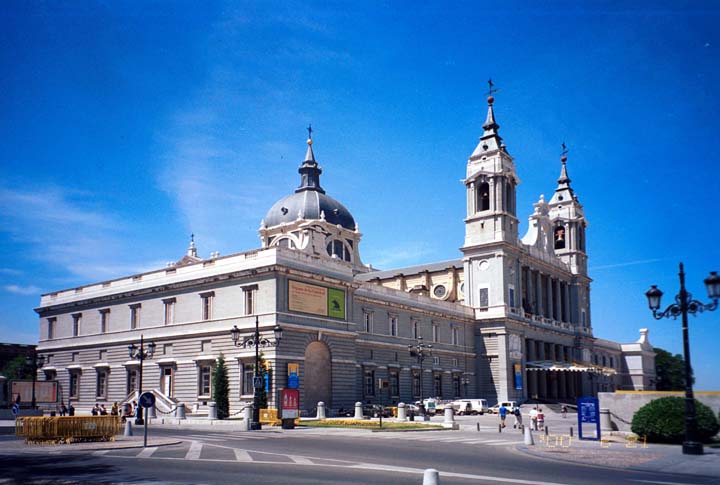 20000621-2-24A-Madrid-Organo-de-la-Catedral (66K)