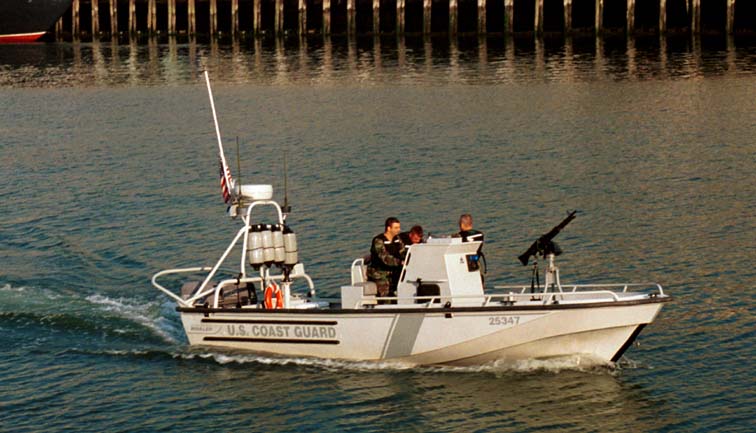 Coast Guard Patrol Boat 25347 in Boston Harbor on October 5, 2001 (70K)