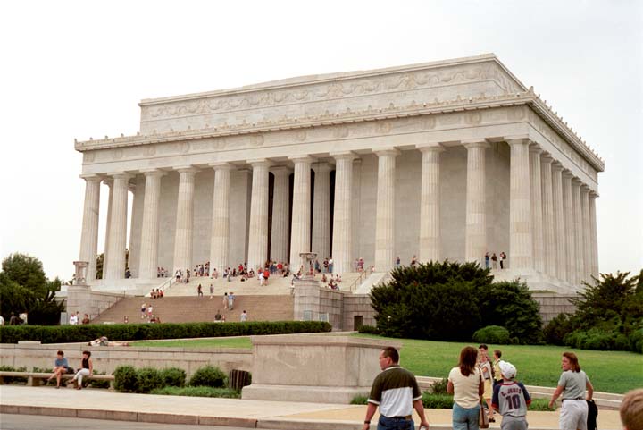 20000711-2-17A-DC-Lincoln-Memorial (63K)